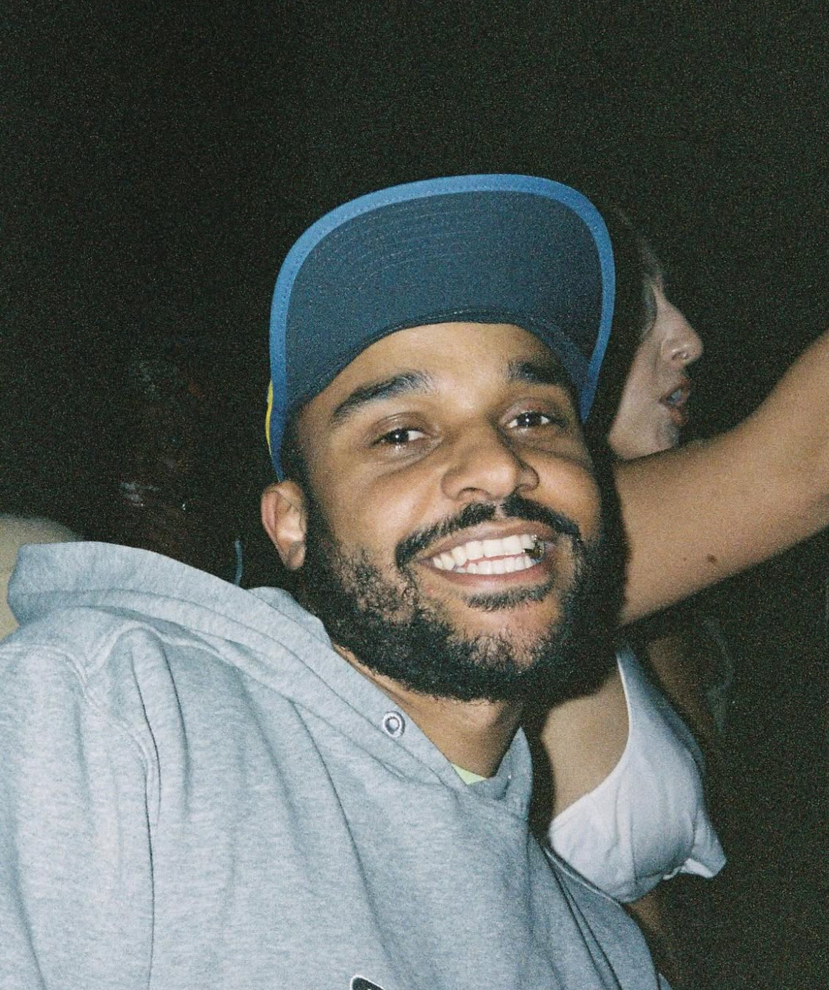 an image of an artist